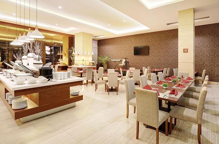Swiss-Belhotel Соронг Екстер'єр фото