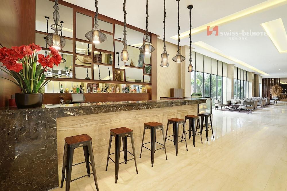 Swiss-Belhotel Соронг Екстер'єр фото